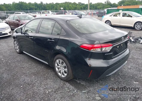 2022 Toyota Corolla Le z USA, uszkodzony, nr VIN JTDEPMAE6NJ231277